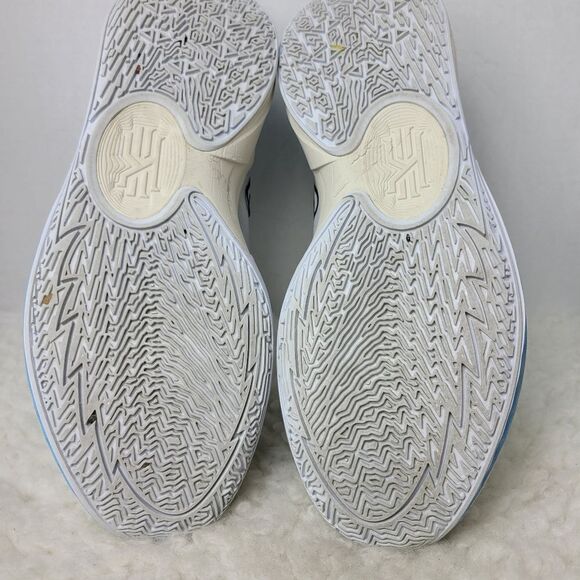 Nike Kyrie Low 5 Mens Sneaker Size 13  Football Grey Blue DJ6012-003 Shoes - Picture 9 of 9